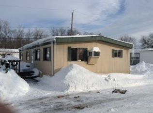 586 D St, Niagara Falls, NY 14304