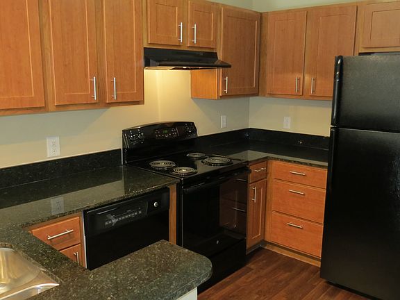 4th image of 1992 Hyde Dr APT G