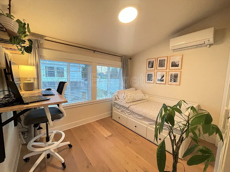6517 SE Woodstock Blvd #B — Photo 13