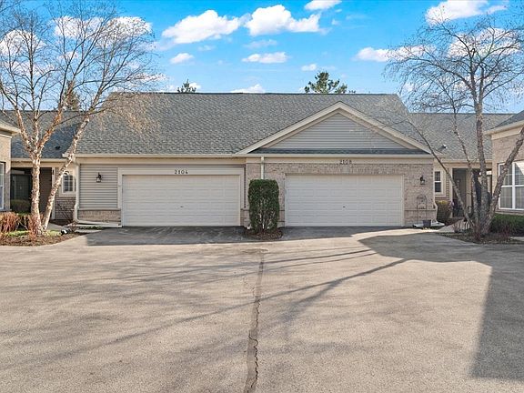 2nd image of 2104 Carillon Dr #2104