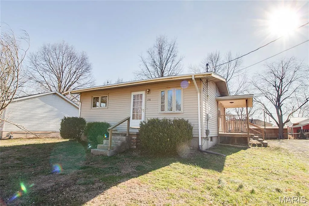 236 Willowrun Dr photo 1