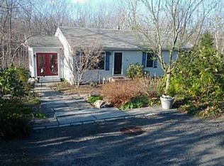 305 Buck Hill Rd, Pascoag, RI 02859