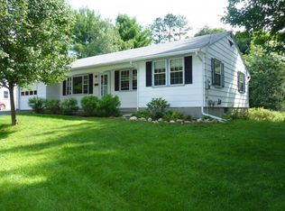 25 Mayflower Dr, Keene, NH 03431