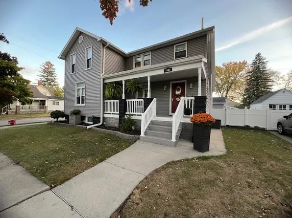 1608 Prairie St, Essexville, MI 48732