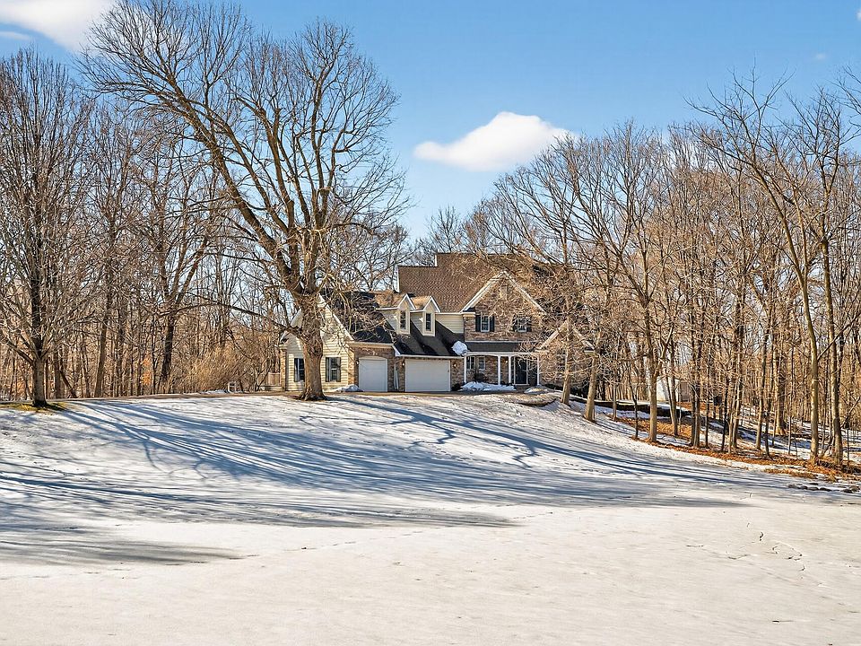 1st image of 11990 Creekridge Ln