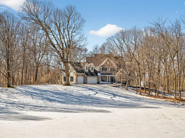 11990 Creekridge Ln, Chaska, MN 55318