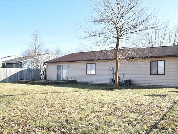 3rd image of 3606 Pleasant Creek Dr