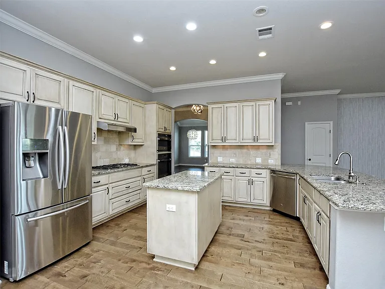 2508 Hilltop Divide Ln — Photo 10