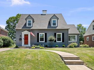 1729 Pineacre Ave, Davenport, IA 52803