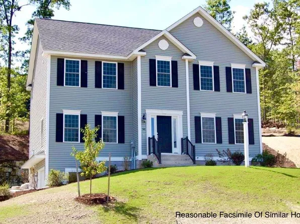 109 Lantern Drive, Sandown, NH 03873