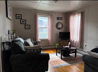 19 Osborne St, Salem, MA 01970