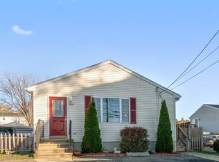 1834 Bay St, Fall River, MA 02724