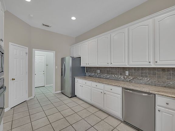 2nd image of 357 Bayshore Dr