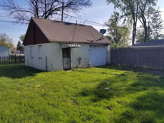 4th image of 1224 Knox St