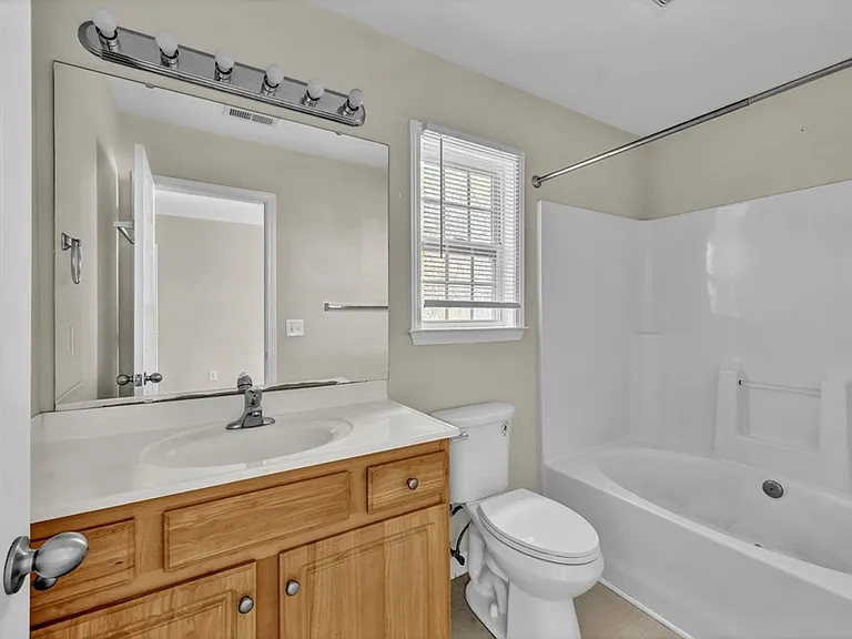 2029 Jackson St — Photo 26