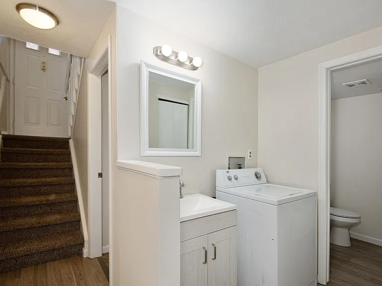 6252 Pontiac St — Photo 18