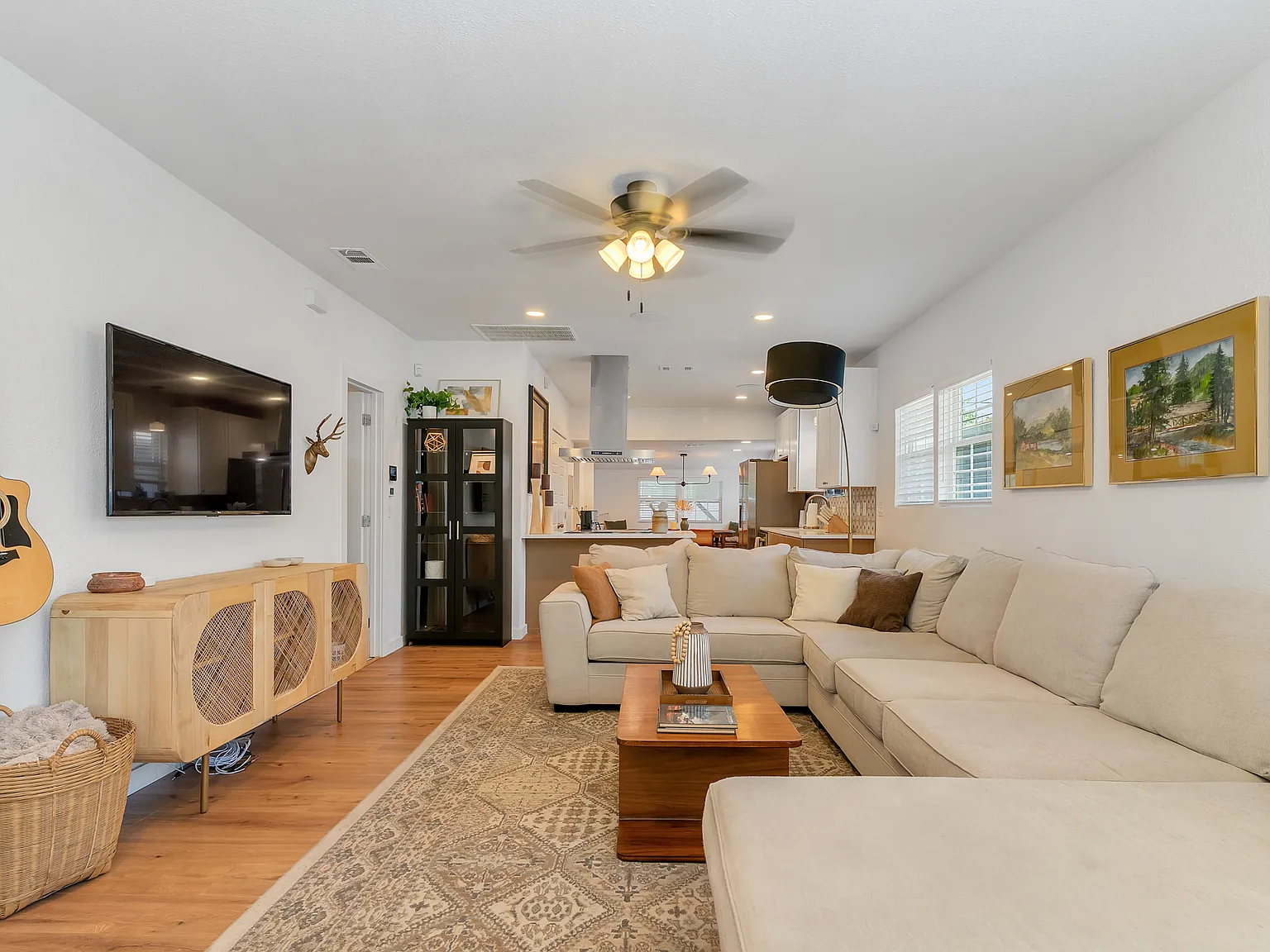 3 bed, 1574 sqft, $2,500 — Photo 3