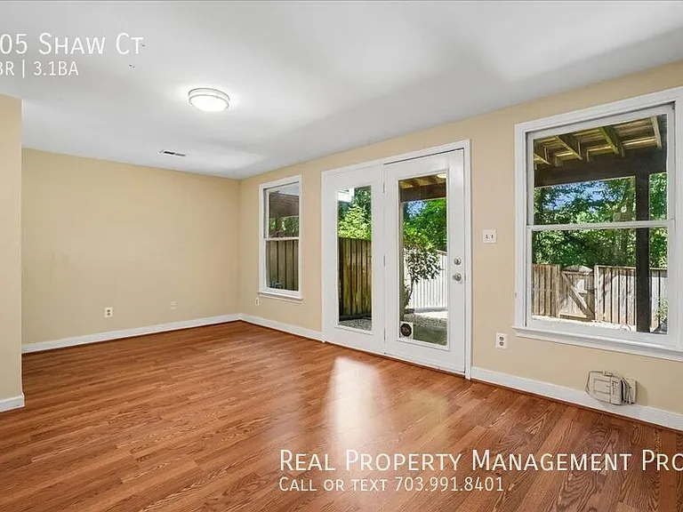 905 Shaw Ct — Photo 14