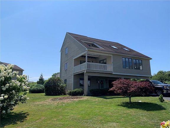 2nd image of 42 Carver Ln
