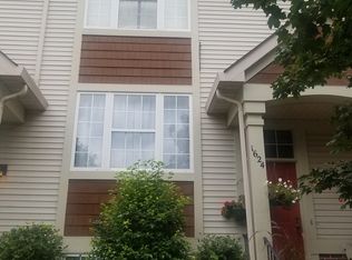 1624 Orchard Ct, West Chicago, IL 60185