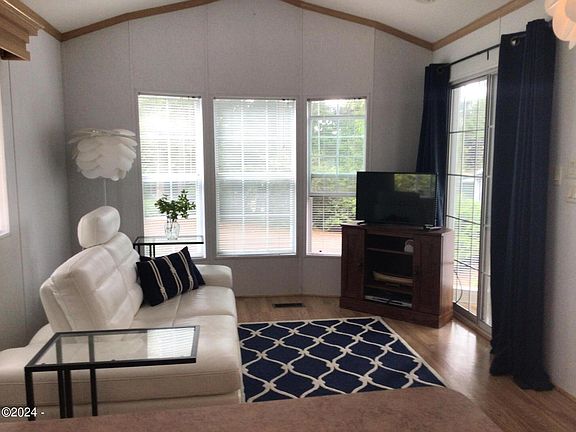 3rd image of 3700 N Highway 101 Unit 42