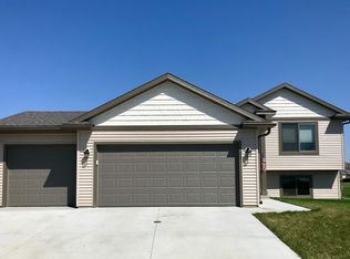 73 4th Ave SE, Kasson, MN 55944