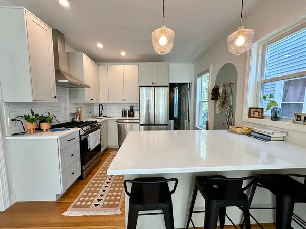 6 Haverford St #2, Jamaica Plain, MA 02130