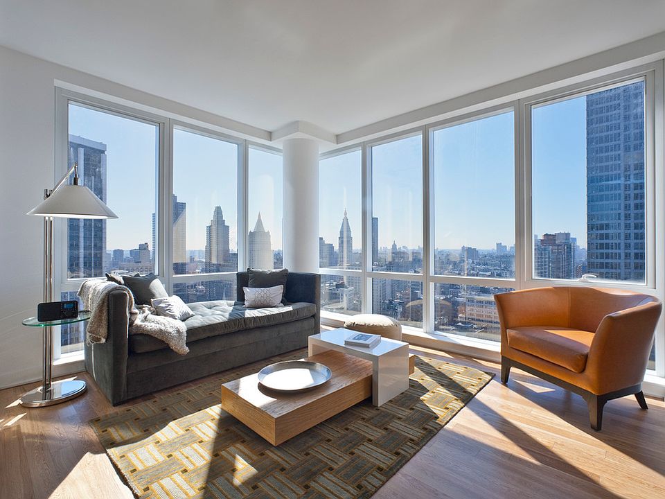 1st image of 885 6th Ave APT 38B