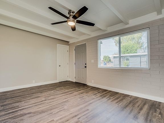 3rd image of 1231 N Oleander St APT 4
