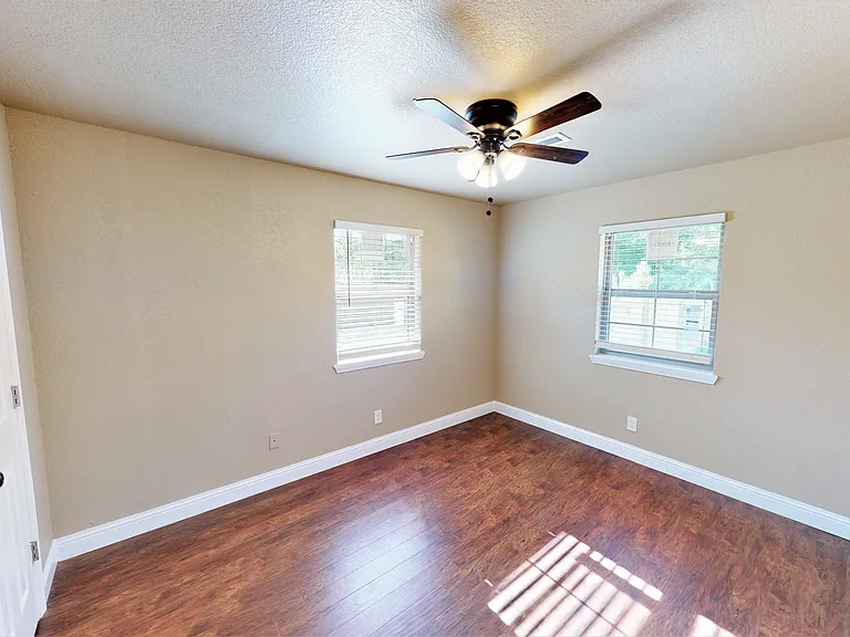 5387 W Clevenger Dr — Photo 6