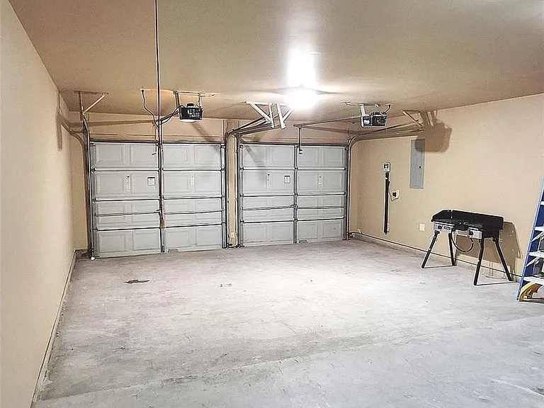 10615 Cortland Ridge Ln — Photo 44