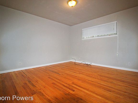 5th image of 2208 25th St APT 1