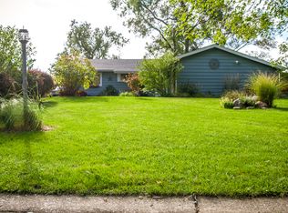181 Delmar Dr, Bolingbrook, IL 60440
