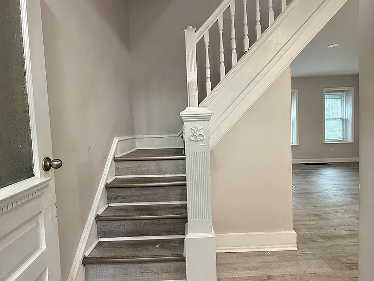 5717 Haverford Ave — Photo 9