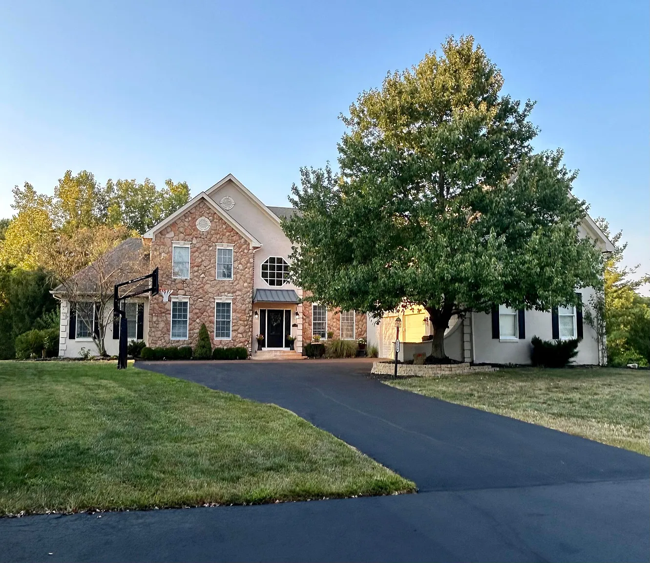 1134 Sherborne Ln photo 1