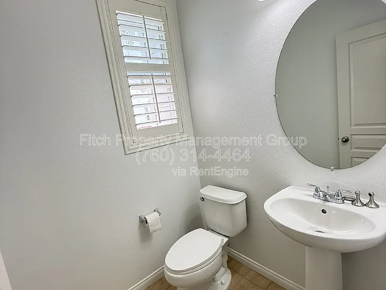815 Harbor Cliff Way #244 — Photo 17