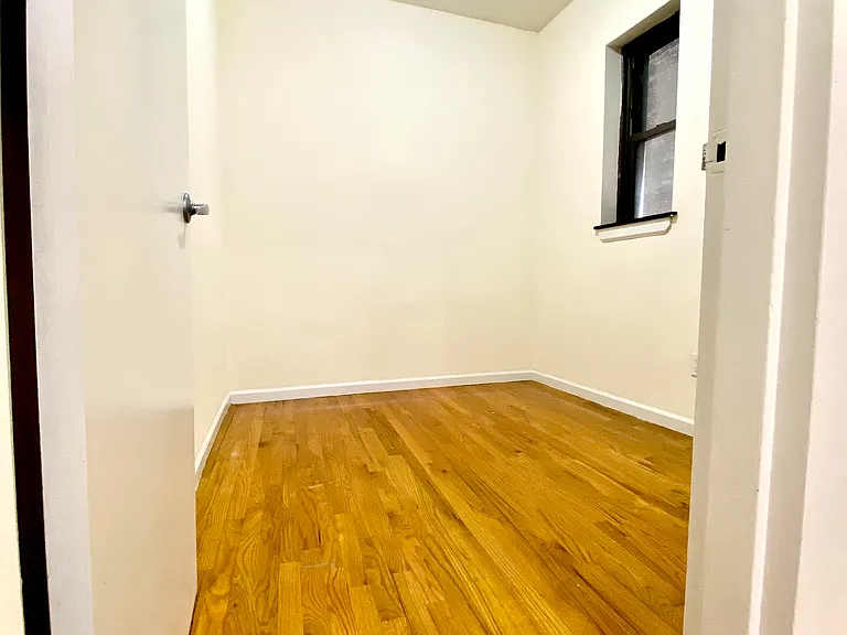 429 E 83rd St #2D — Photo 10