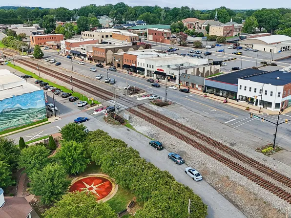 Homes Available Soon, Patterson Grove