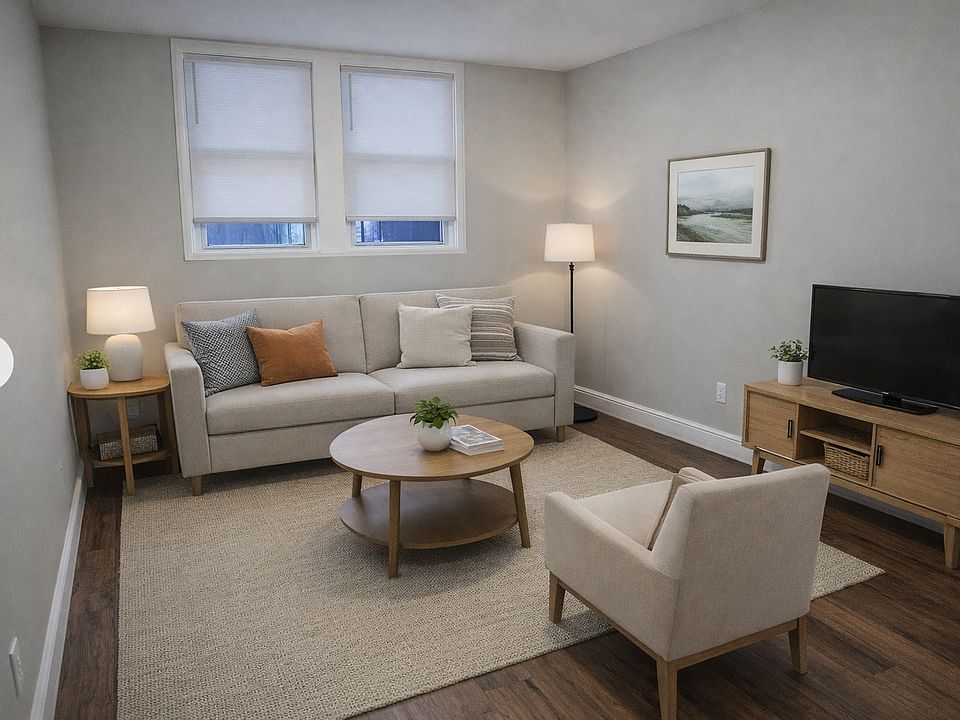 1st image of 451 Norfolk St #2
