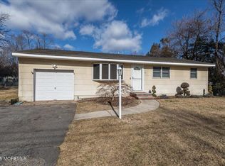 42 Redwood Pl, Jackson, NJ 08527