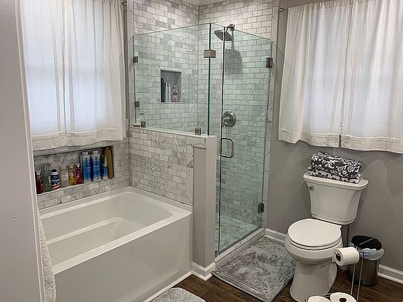 2nd image of 442 Suburbia Dr