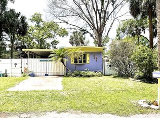 6125 Colony Cir, Weeki Wachee, FL 34607