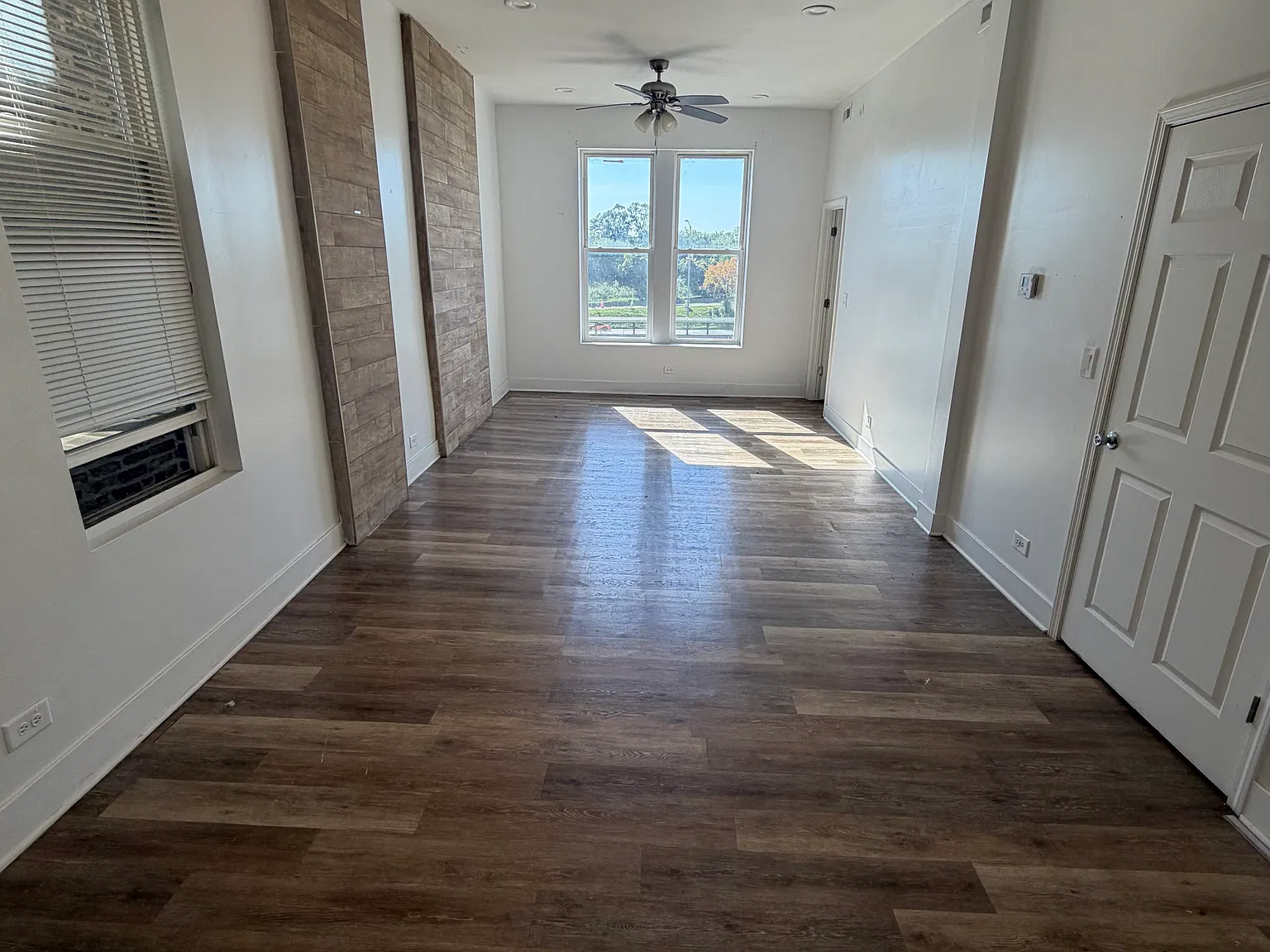 3 bed, $1,800 — Photo 1