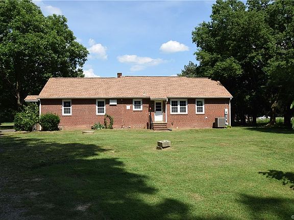 2nd image of 8270 Osborne Tpke