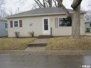 206 33rd Ave N, Clinton, IA 52732