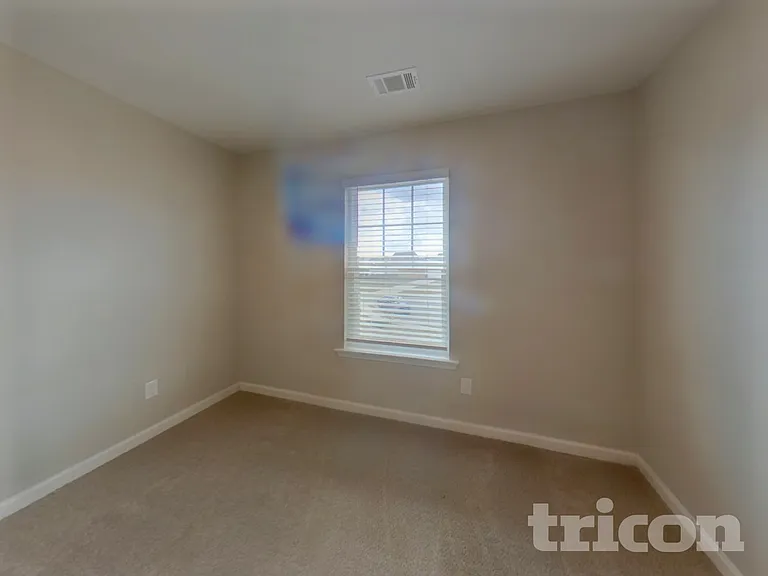 1392 Deutz Dr — Photo 12