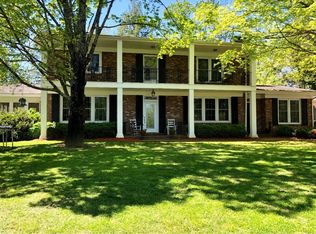 94 Chastain St, Blue Ridge, GA 30513