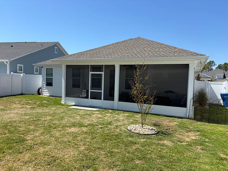 454 Locksley Dr — Photo 17