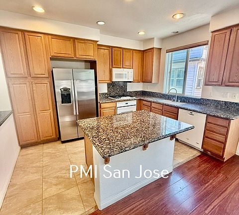 2nd image of 1652 Salamoni Ct