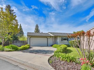 2800 Oak Creek Ct, Cameron Park, CA 95682